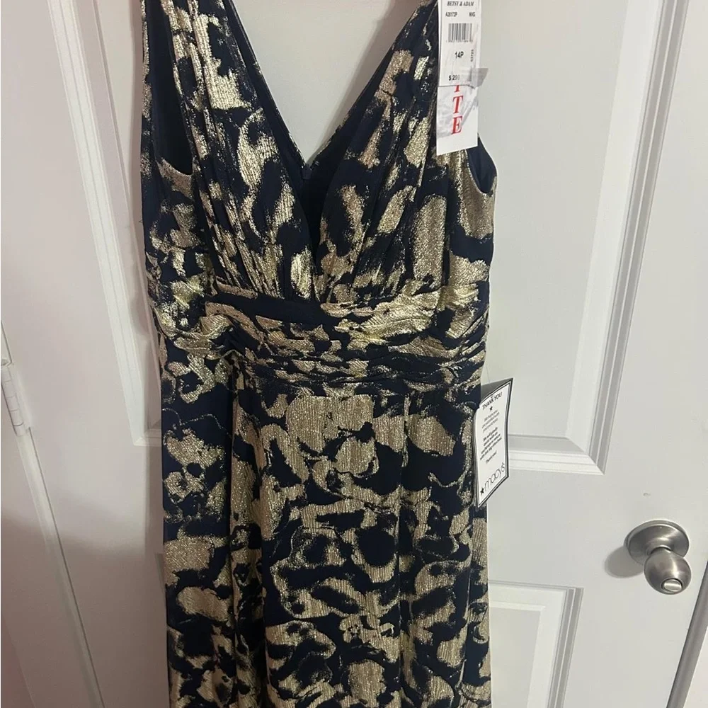 Betsy & Adam Black and Gold Maxi Dress - Picture 1 of 6